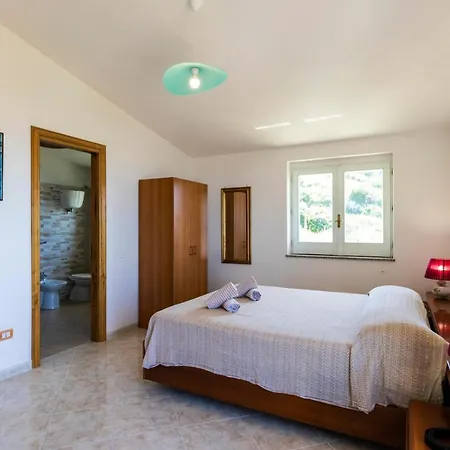 The Olive Tree - Seaview Appartamento