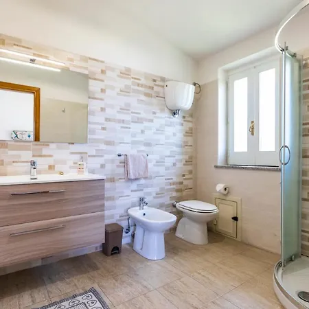 The Olive Tree - Seaview *