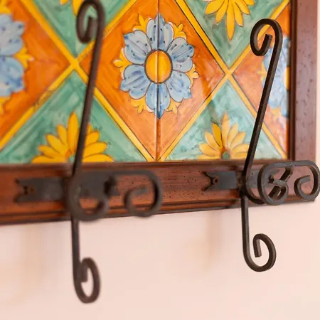 The Olive Tree - Seaview Apartment